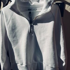 Women’s Vuori 1/4 Zip sweatshirt